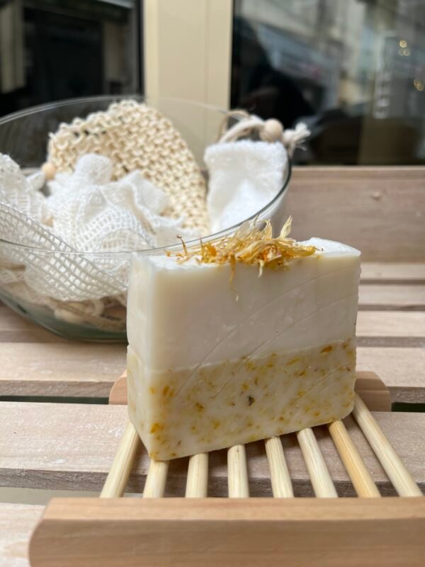 Savon Karité et Fleurs de Calendula 🌼 - Pépites Imparfaites